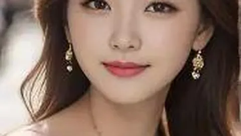 日本国脚中卫临时加盟利物浦展露头角：队长青睐，离场引热烈掌声